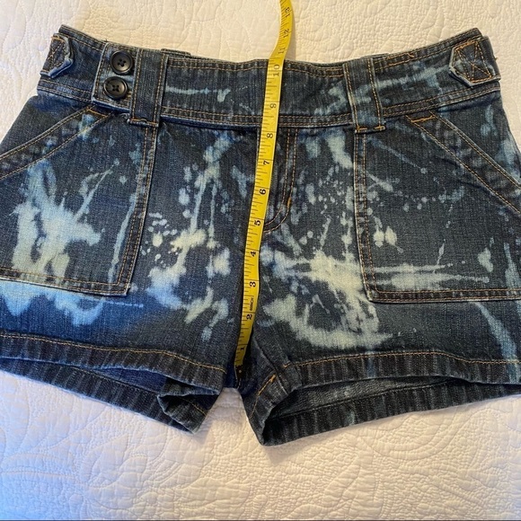 Banana Republic Factory Bleach Splatter Denim Shorts - 2 - Picture 8 of 11